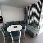 Joanon's Landscape View Apartment Golem (Tirana)